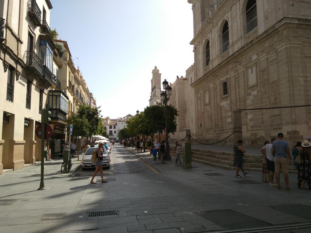 Malhara Apartment Seville Exterior photo